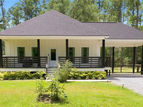 23060 CARTER Street, Mandeville, LA 70471