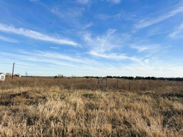 3902 County Road 270 RD, Cameron, TX 76520