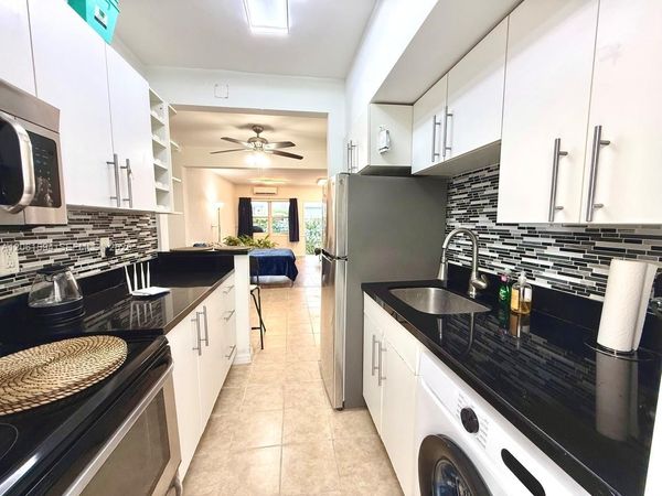 1228 Pennsylvania Ave, Unit 6, Miami Beach, FL 33139