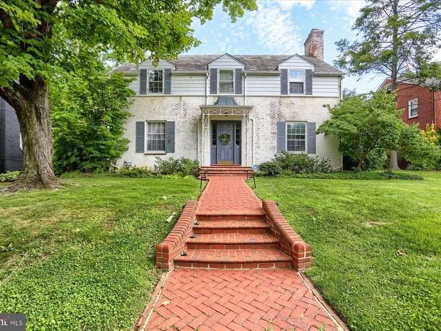 10 W Lake Avenue, Baltimore, MD 21210 Main Photo