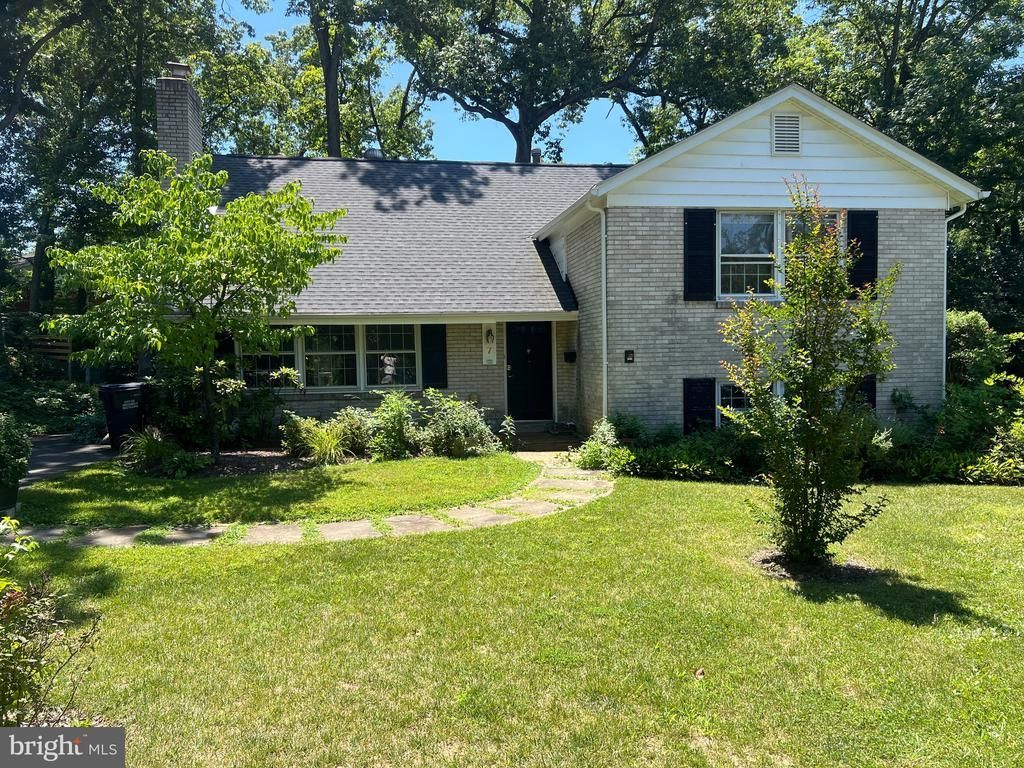 7 OLIVEWOOD COURT, GREENBELT, MD 20770