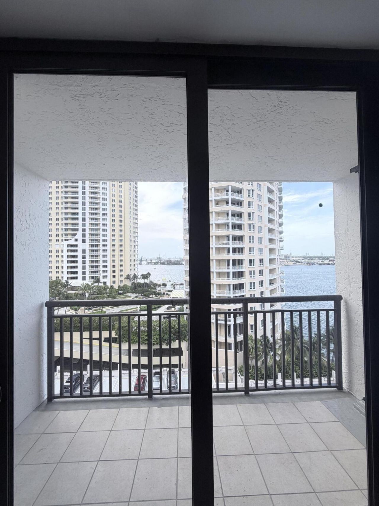 540 Brickell Key Drive, Unit 1224, Miami, FL 33131 Photo