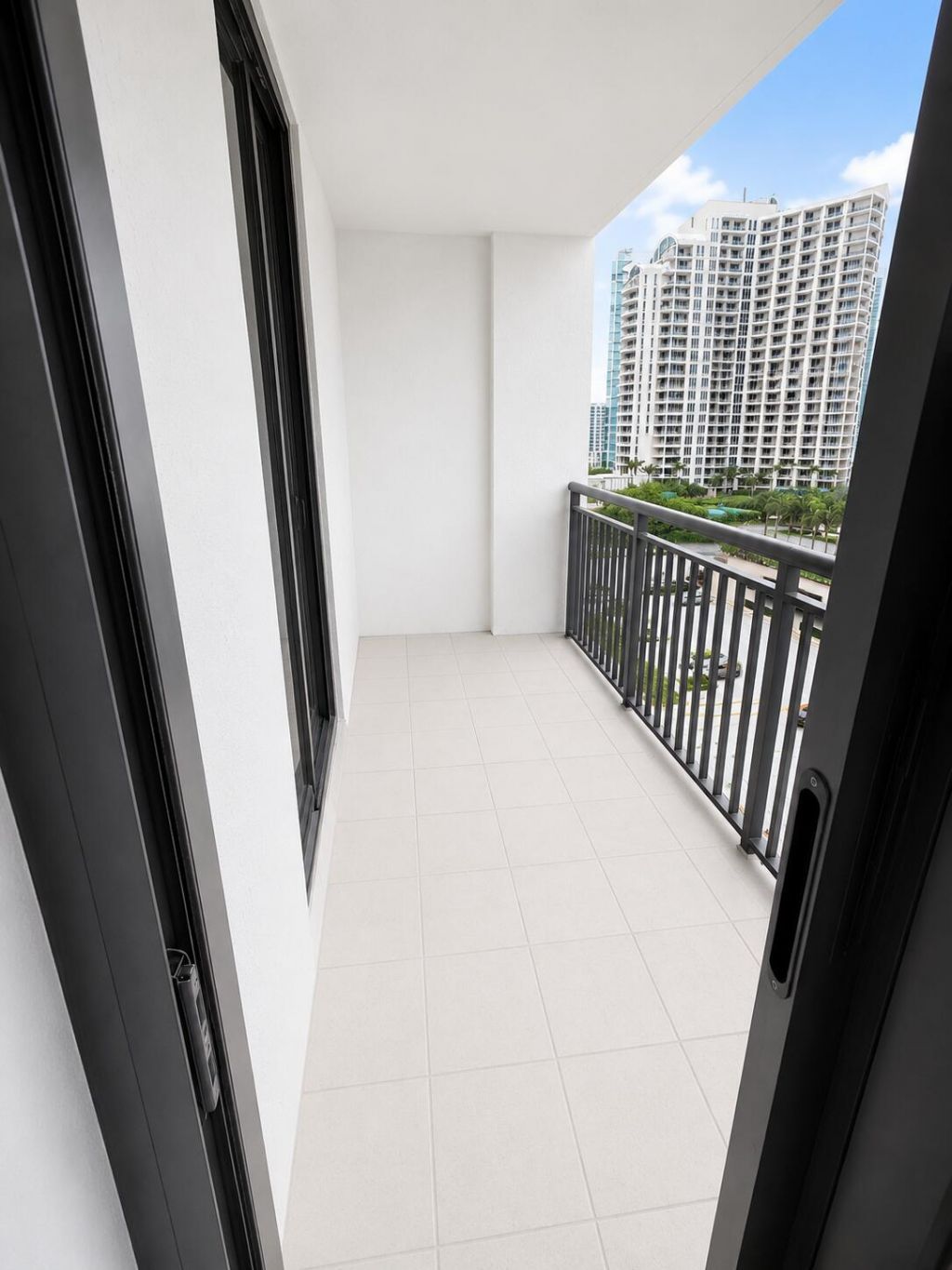 540 Brickell Key Drive, Unit 1224, Miami, FL 33131 Photo