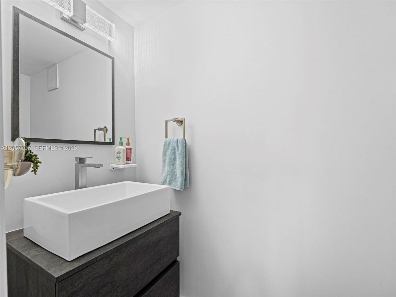 501 NW 98th Ct , Unit 501, Miami, FL 33172 Photo