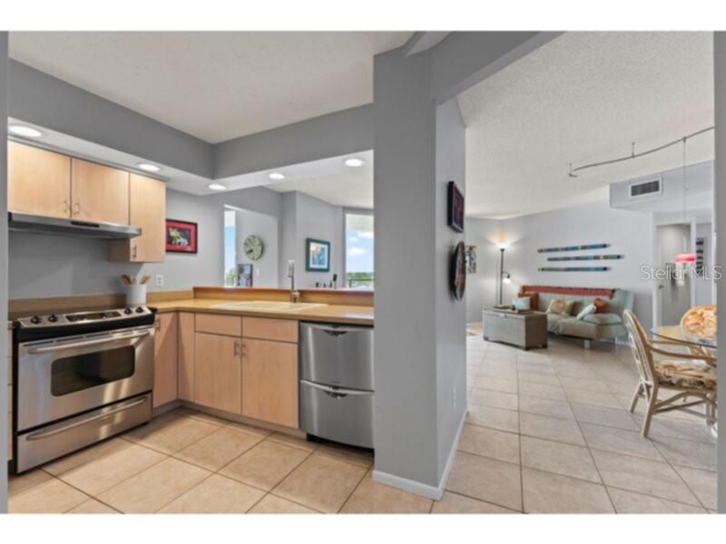 1111 N Gulfstream Avenue, Unit 6B, Sarasota, FL 34236 Photo