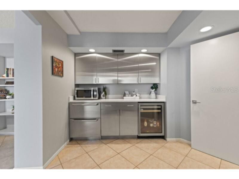 1111 N Gulfstream Avenue, Unit 6B, Sarasota, FL 34236 Photo