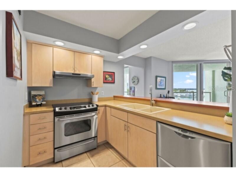 1111 N Gulfstream Avenue, Unit 6B, Sarasota, FL 34236 Photo