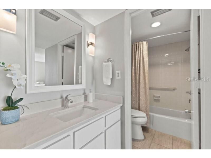 1111 N Gulfstream Avenue, Unit 6B, Sarasota, FL 34236 Photo