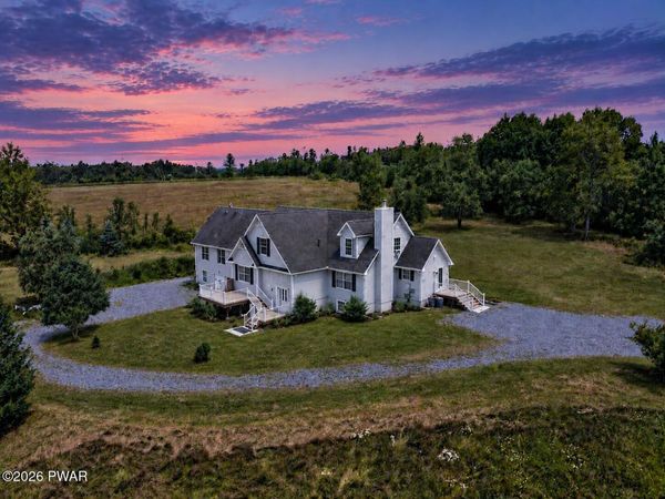 219 Plank Road, Beach Lake, PA 18405