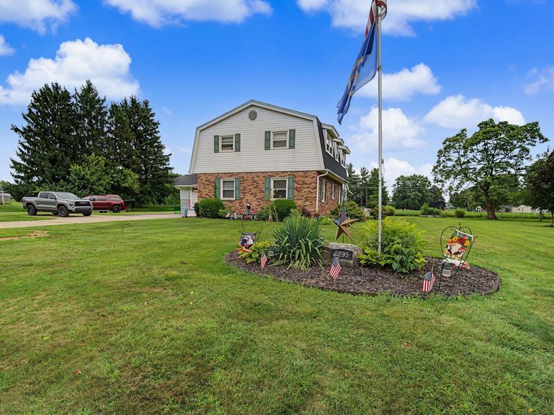 5295 David Drive, Tipp City, OH 45371 Photo 3