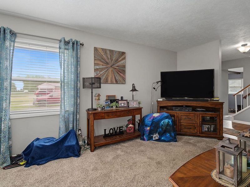 5295 David Drive, Tipp City, OH 45371 Photo 9
