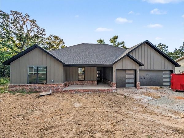 4 Constance Circle , Bella Vista, AR 72714