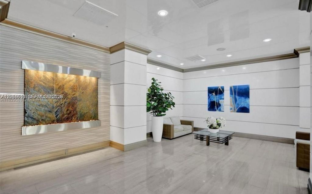 19390 Collins Ave , Unit 308, Sunny Isles Beach, FL 33160 Photo