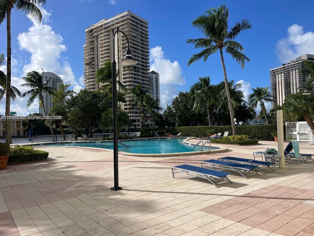 19390 Collins Ave , Unit 308, Sunny Isles Beach, FL 33160 Photo