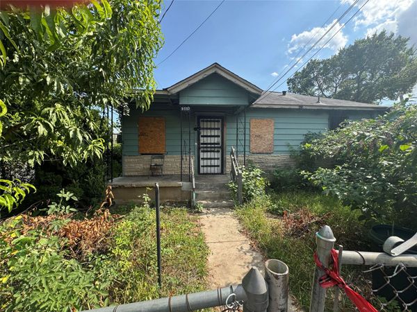 2717 E 2nd ST, Austin, TX 78702