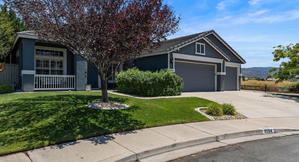 9594 Steep Climb Court, Reno, NV 89521 Photo