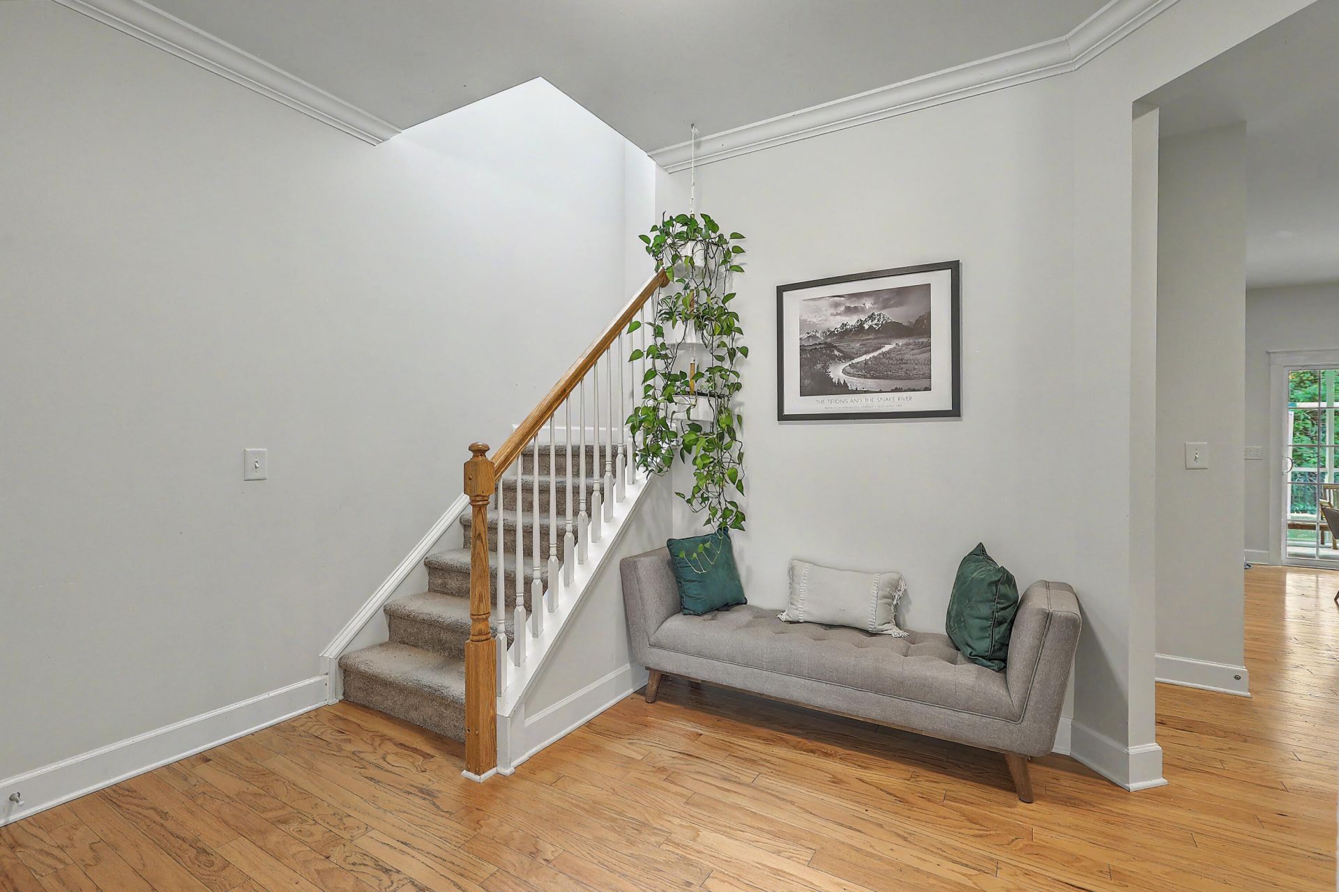 409 Fetterbush Drive Photo 6