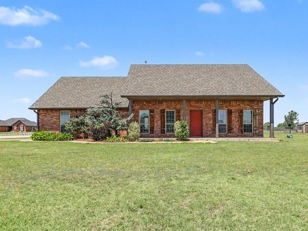 403 Scissor Tail Lane, Tuttle, OK 73089