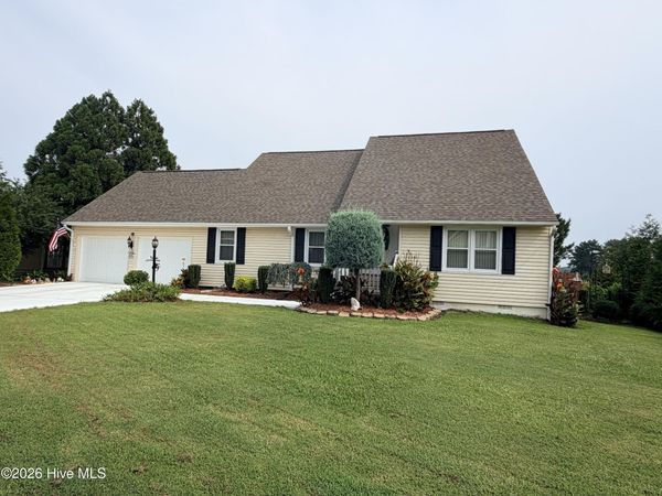 683 Cedar Point, Vass, NC 28394