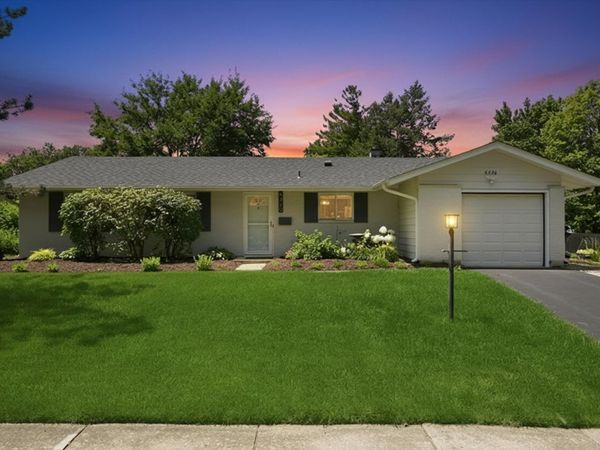 6320 Clark Drive, Woodridge, IL 60517