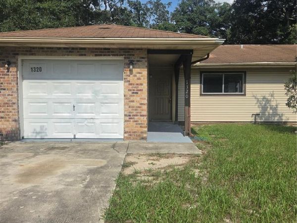 1320 MARKHAM AVENUE , SPRING HILL, FL 34606