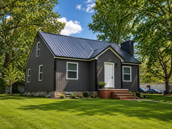 1111 New Street, Pinckneyville, IL 62274