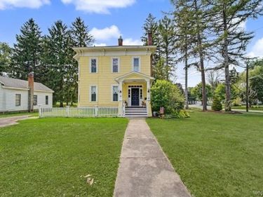 9 Maple Avenue , Franklinville, NY 14737
