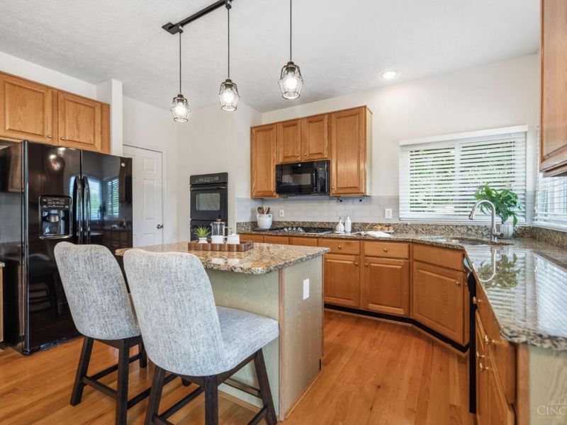 6545 Farmbrooke Court, Mason, OH 45040 Photo 20