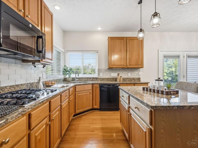 6545 Farmbrooke Court, Mason, OH 45040 Photo 23