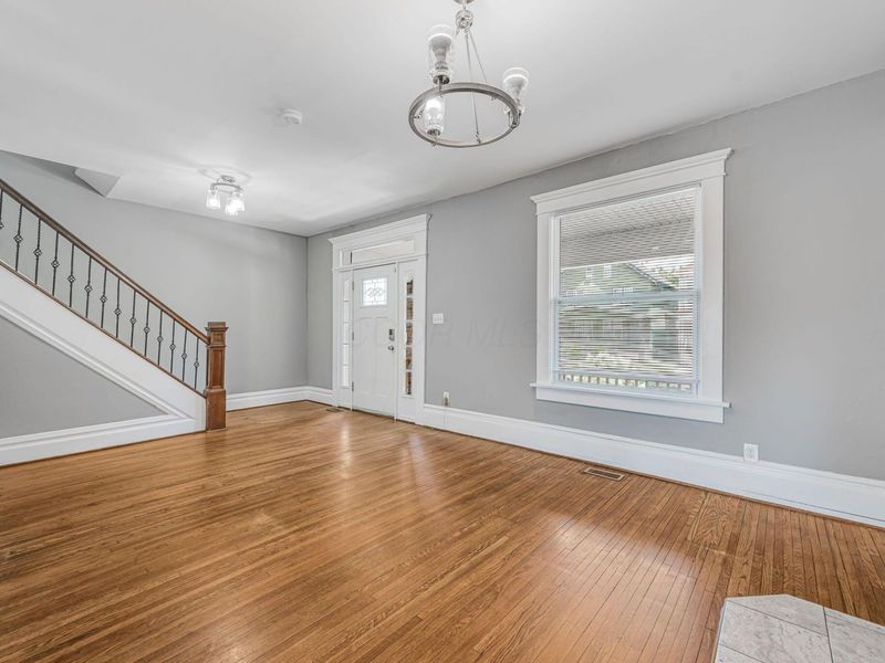951 S Champion Avenue, Columbus, OH 43206 Photo 12