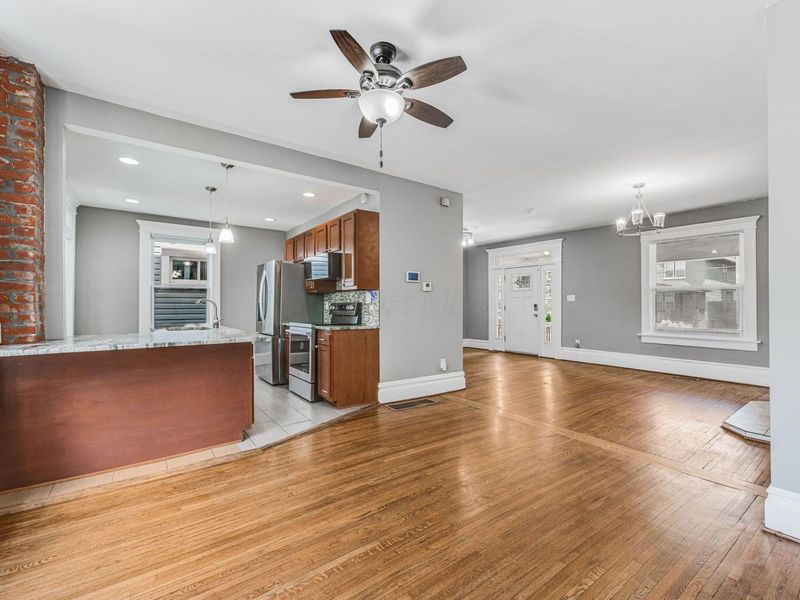 951 S Champion Avenue, Columbus, OH 43206 Photo 18