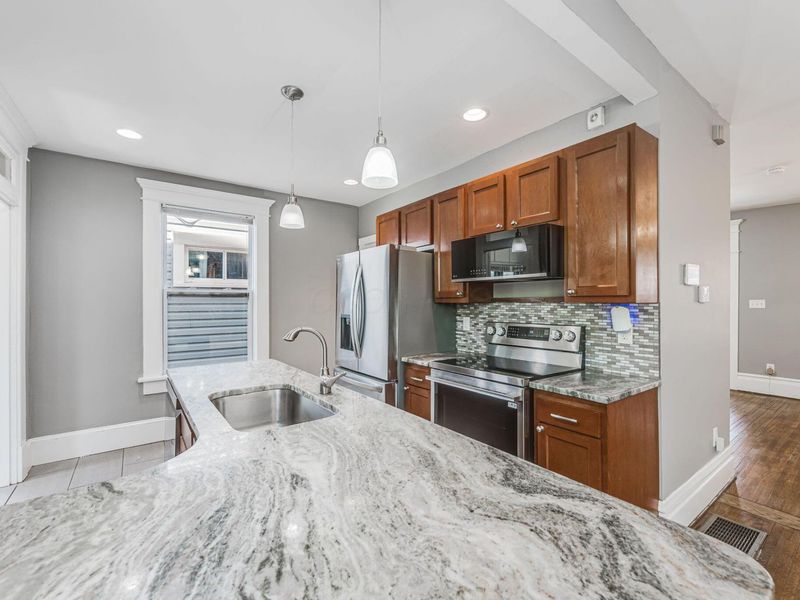 951 S Champion Avenue, Columbus, OH 43206 Photo 21