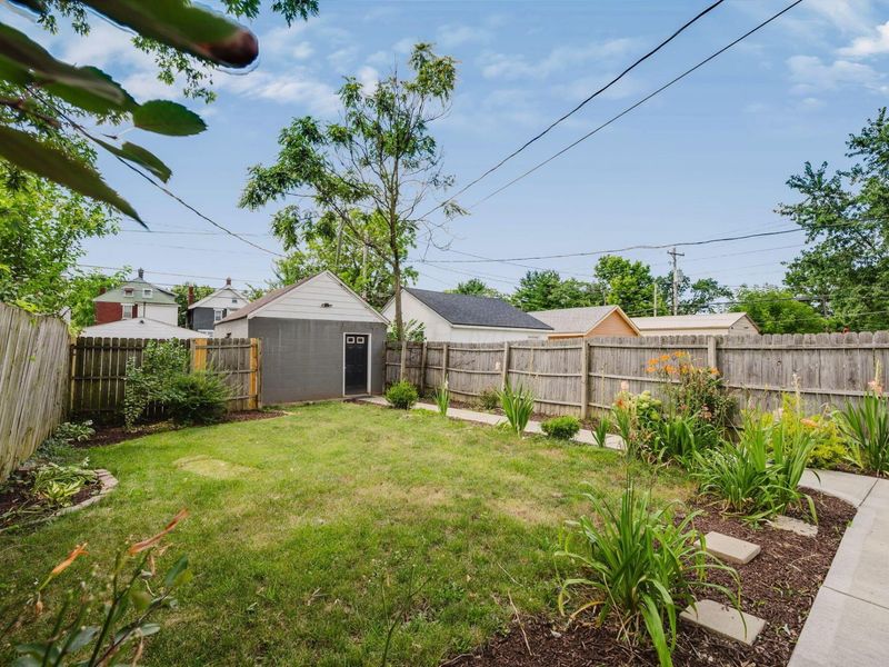 951 S Champion Avenue, Columbus, OH 43206 Photo 5