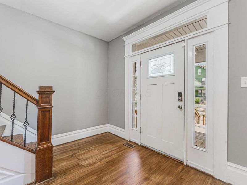 951 S Champion Avenue, Columbus, OH 43206 Photo 7