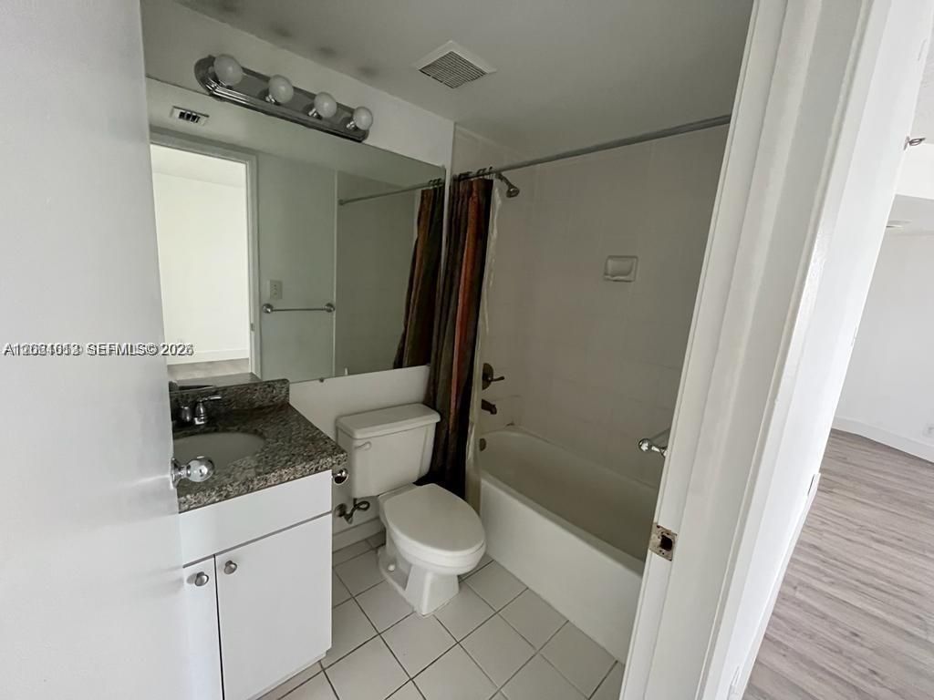 3300 NE 192nd St , Unit 906, Aventura, FL 33180 Photo