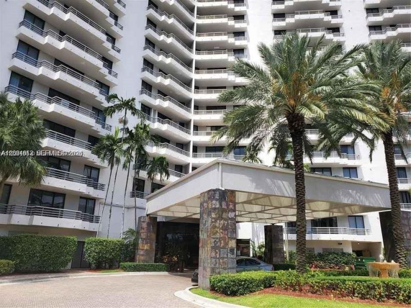 3300 NE 192nd St , Unit 906, Aventura, FL 33180 Photo