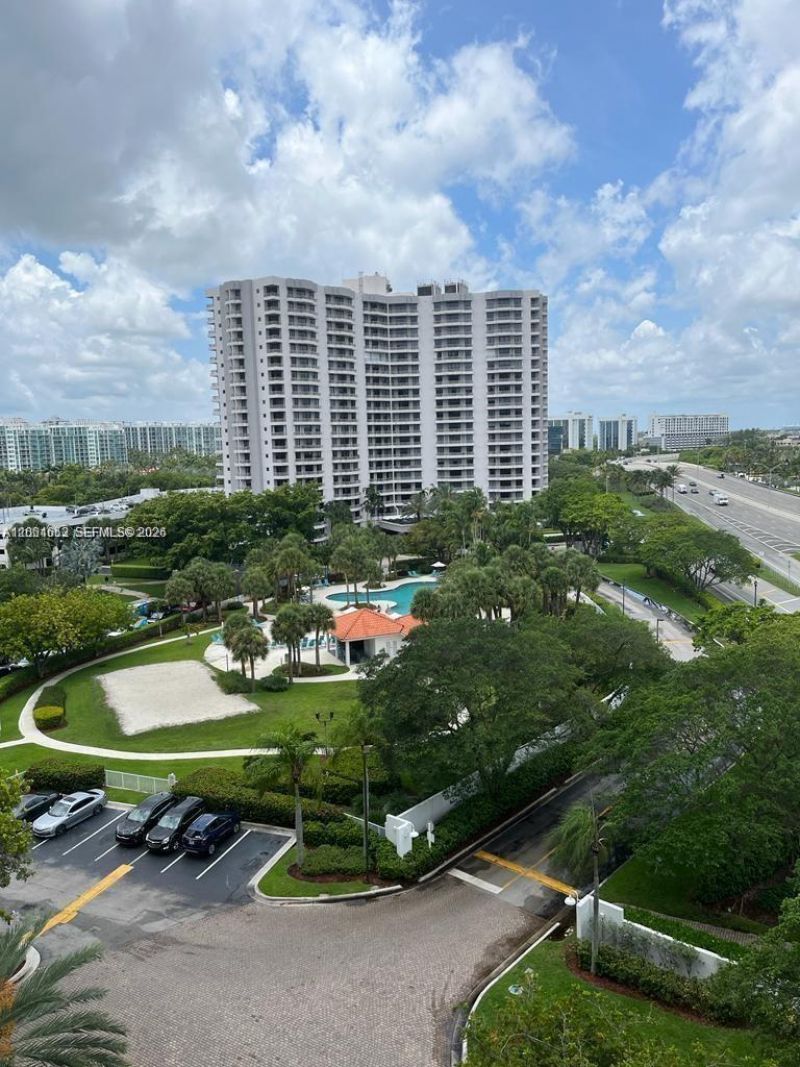 3300 NE 192nd St , Unit 906, Aventura, FL 33180 Photo