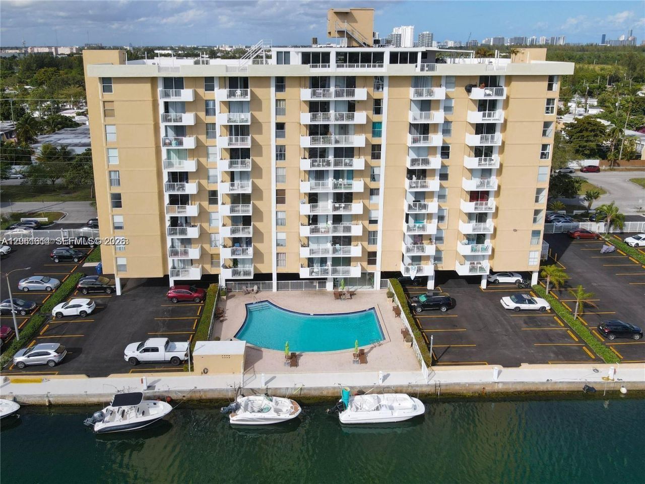 2020 NE 135th St, Unit 710, North Miami, FL 33181 Photo