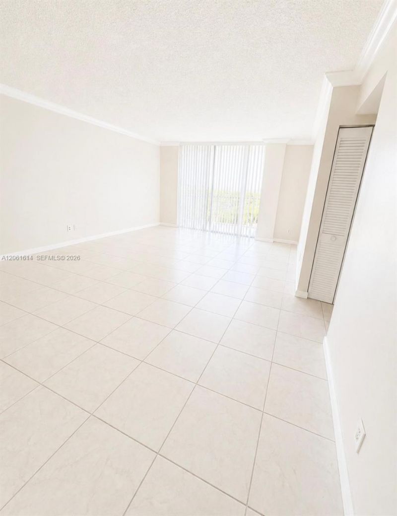 2020 NE 135th St, Unit 710, North Miami, FL 33181 Photo