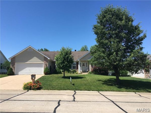 3105 Post Run Drive , O'Fallon, MO 63368