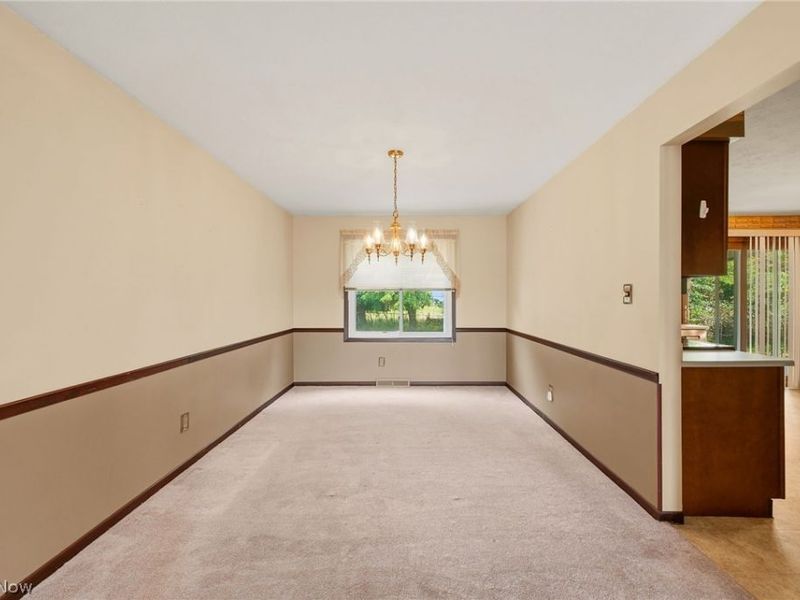 20548 Holly Circle, Strongsville, OH 44149 Photo 13