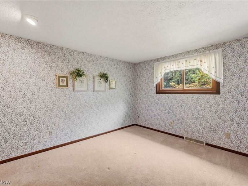 20548 Holly Circle, Strongsville, OH 44149 Photo 22