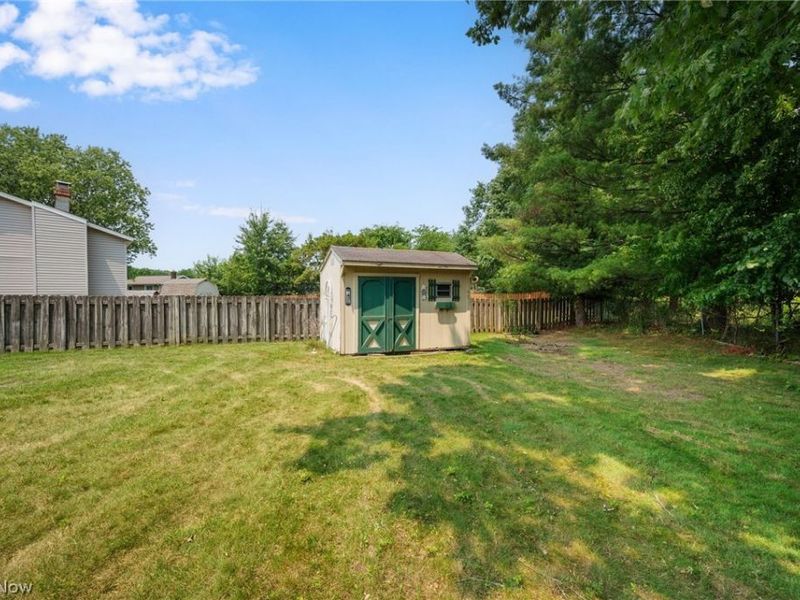 20548 Holly Circle, Strongsville, OH 44149 Photo 38