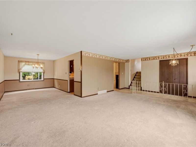 20548 Holly Circle, Strongsville, OH 44149 Photo 7