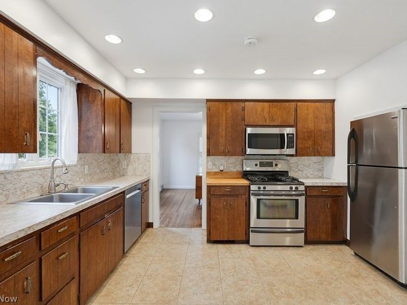 7250 Brecksville Road, Independence, OH 44131 Photo 17
