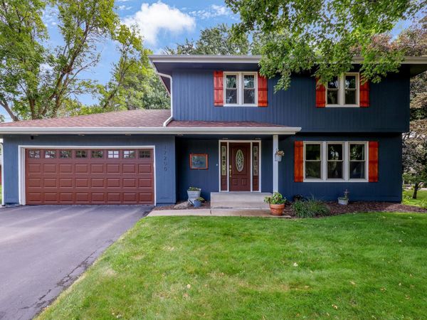17200 Barberry Circle, Eden Prairie, MN 55346