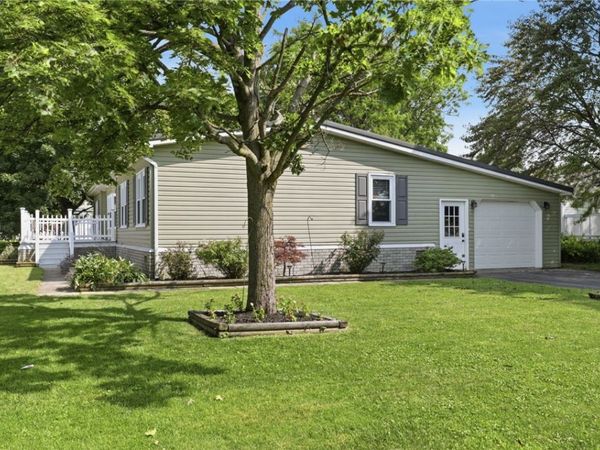 6349 Murphy Drive , Victor, NY 14564