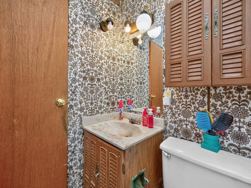 3451 Hollyglen Court, Colerain Township, OH 45251 Photo 16