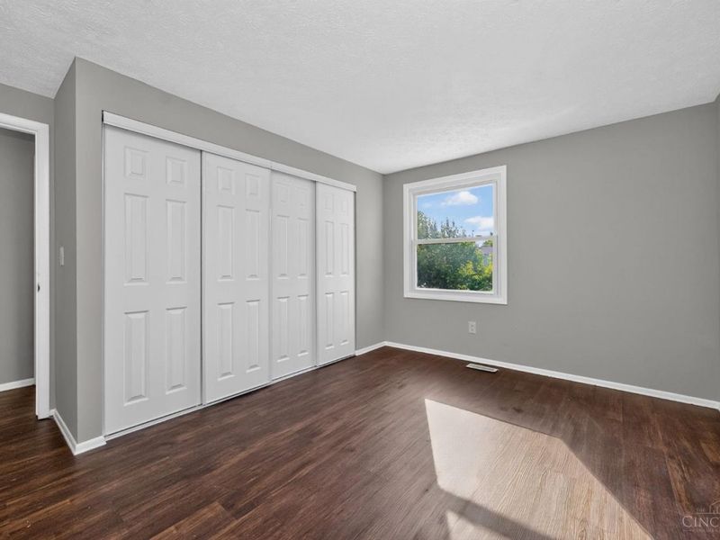 11255 Logenberry Circle, Cincinnati, OH 45240 Photo 24
