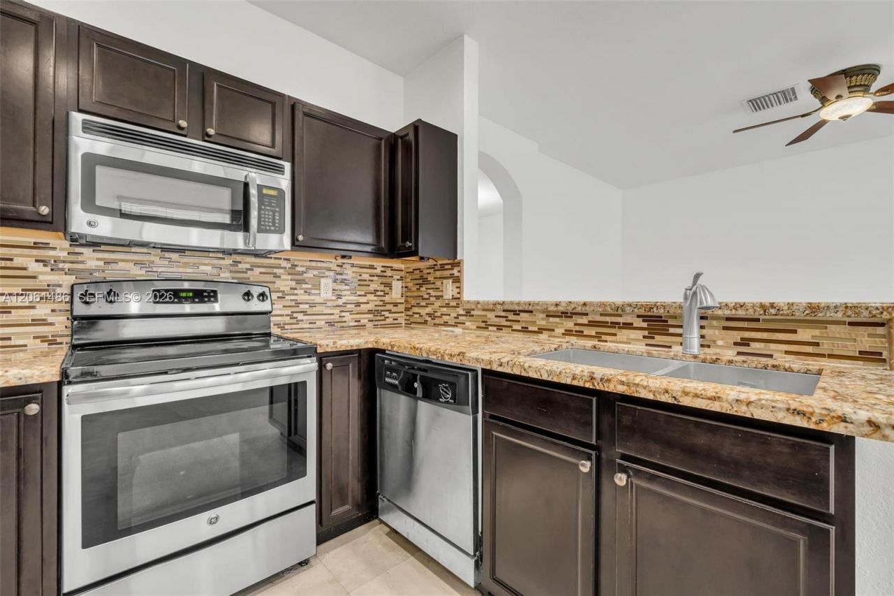 3353 W 90th St , Hialeah, FL 33018 Photo